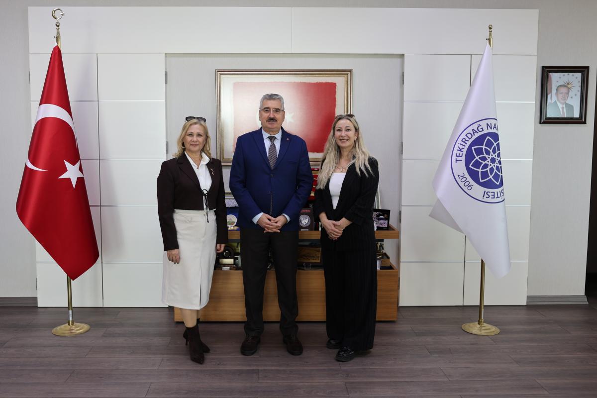 MUHTARLARDAN REKTÖRÜMÜZE NEZAKET ZİYARETİ