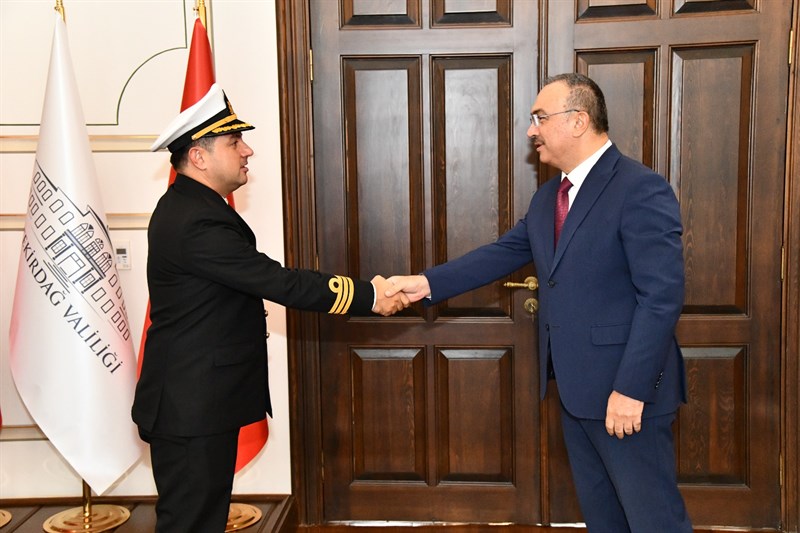 TCG Işın Gemisi Komutanı Cesur Vali Soytürk’ü Ziyaret Etti