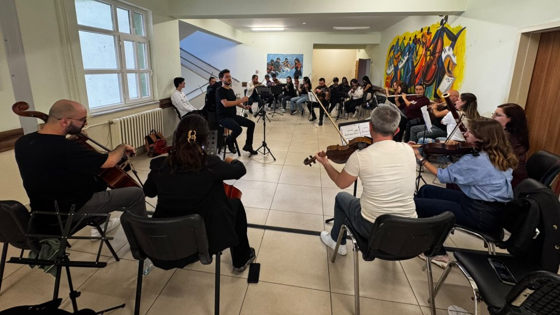 Tekirdağ Maarif Orkestrası Sanat Yolculuğuna Başladı