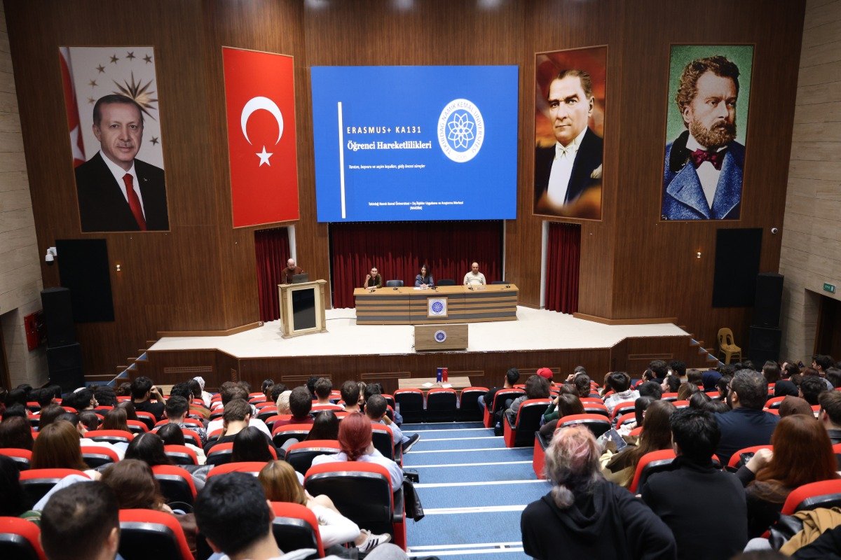 Tekirdağ NKÜ’de 500’den Fazla Öğrencinin Katılımıyla “Erasmus+ Bilgilendirme Toplantısı” Gerçekleştirildi
