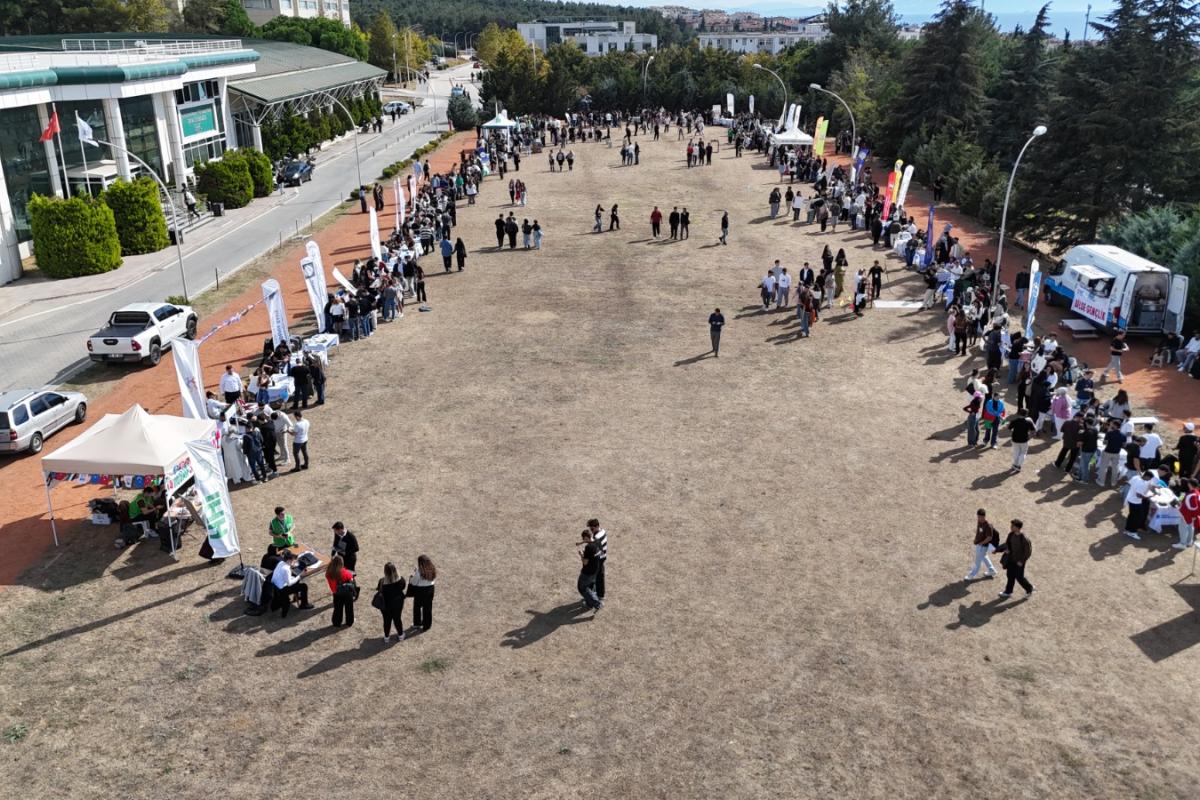 TEKİRDAĞ NKÜ’DE ÖĞRENCİ TOPLULUKLARI TANITIM GÜNLERİ DÜZENLENDİ