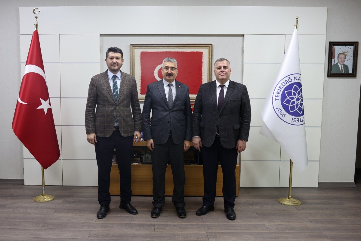 TNKÜ Veteriner Sağlık Uygulama ve Araştırma Merkezi Müdürü Doç. Dr. Halef Doğan'dan Rektörümüze Veda Ziyareti
