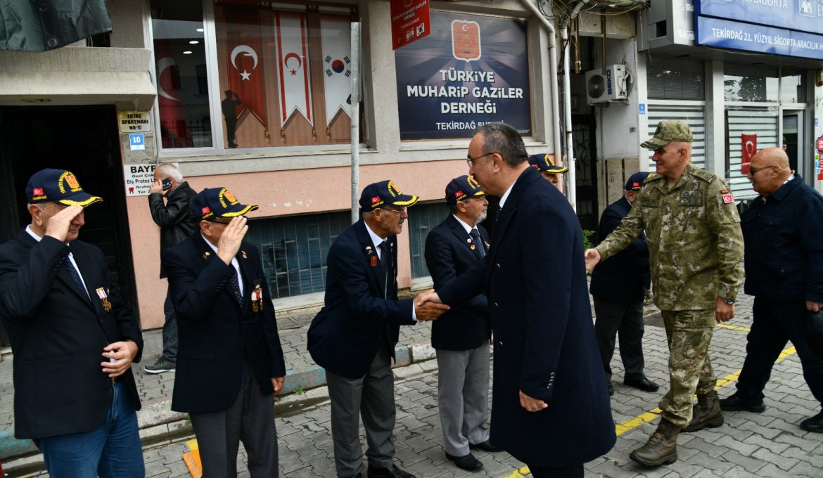 Vali Soytürk ve Kolordu Komutanı Alâ’dan Muharip Gaziler Derneğine Ziyaret